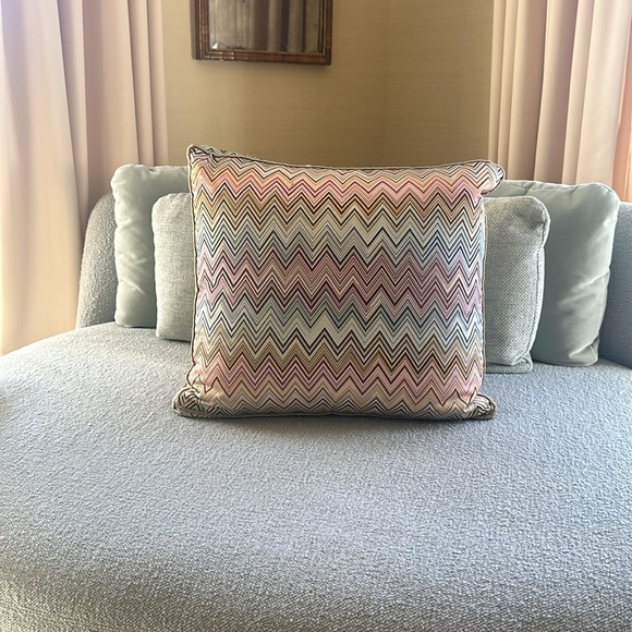 MISSONI pillow. Excellent condition. Two for sale but listed them at $175 each - Picture 4 of 6